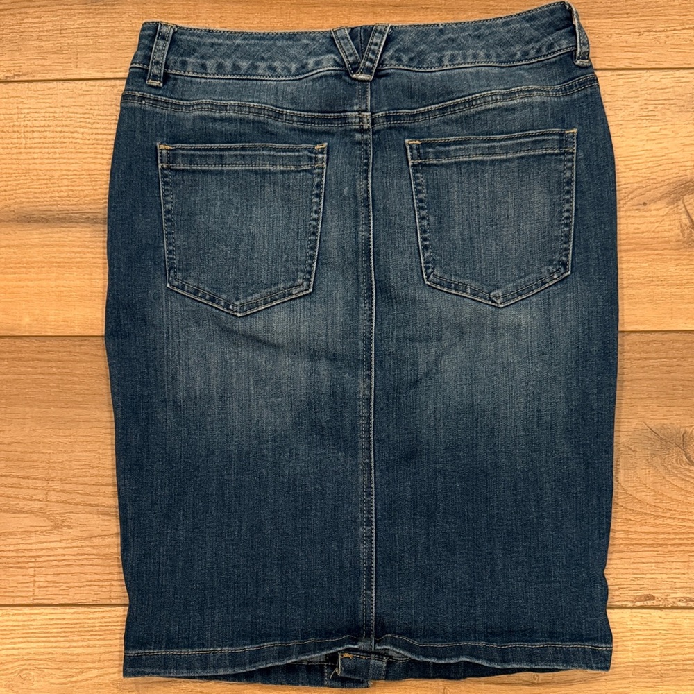 The Limited Blue Button-Front Pencil Skirt - Picture 4 of 11